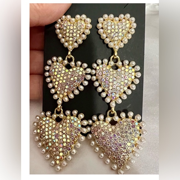 LAST 1! Heart Shape Drop Rhinestone Faux Pearl w/Shimmering CZ Stones Earrings - Picture 7 of 8